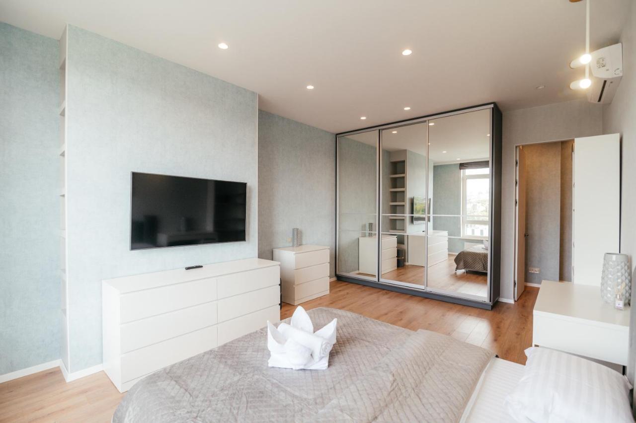 Pearl Premium Apartments 3 Киев Екстериор снимка