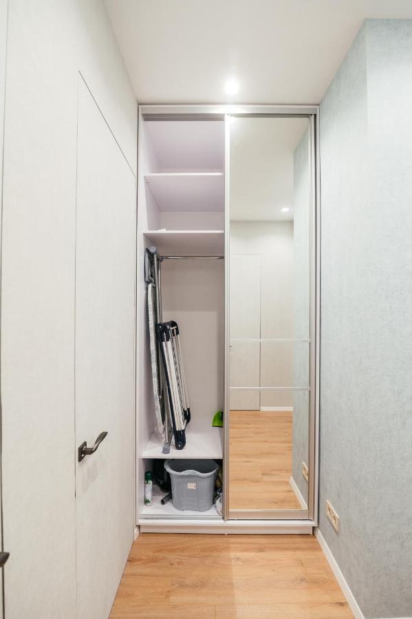 Pearl Premium Apartments 3 Киев Екстериор снимка