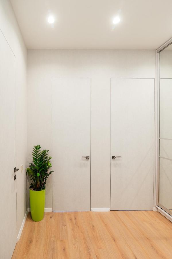 Pearl Premium Apartments 3 Киев Екстериор снимка