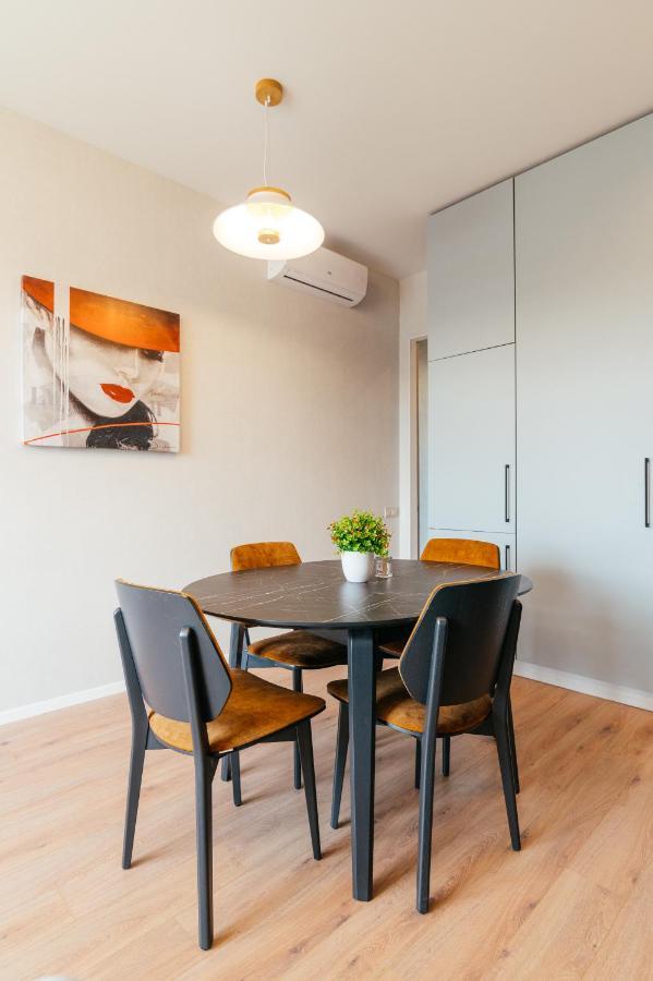 Pearl Premium Apartments 3 Киев Екстериор снимка