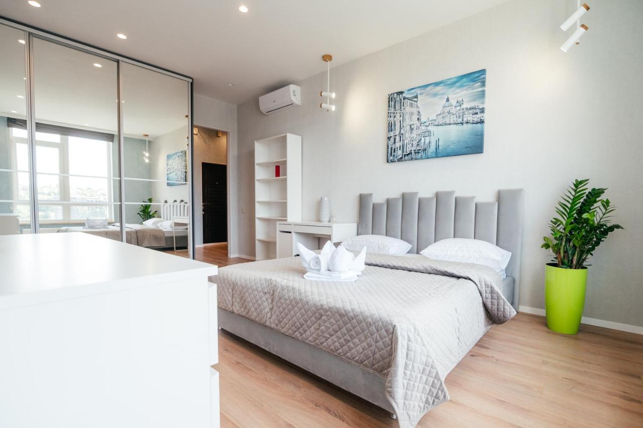 Pearl Premium Apartments 3 Киев Екстериор снимка
