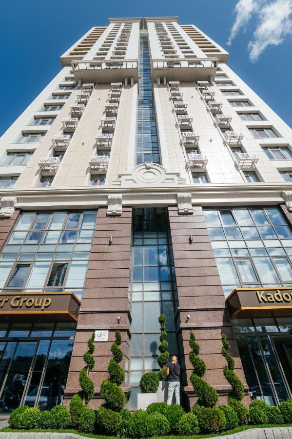 Pearl Premium Apartments 3 Киев Екстериор снимка