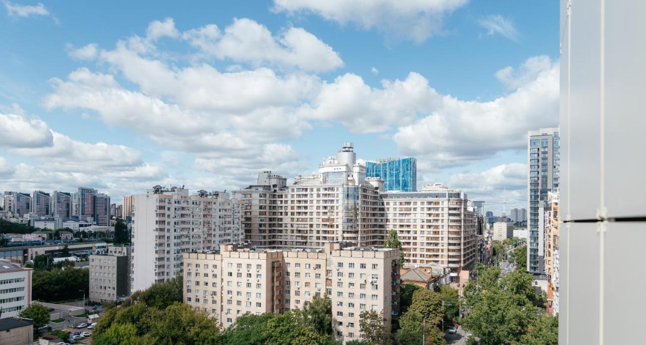 Pearl Premium Apartments 3 Киев Екстериор снимка